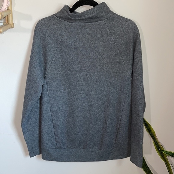 Fabletics Mock Neck Pullover - Picture 4 of 9